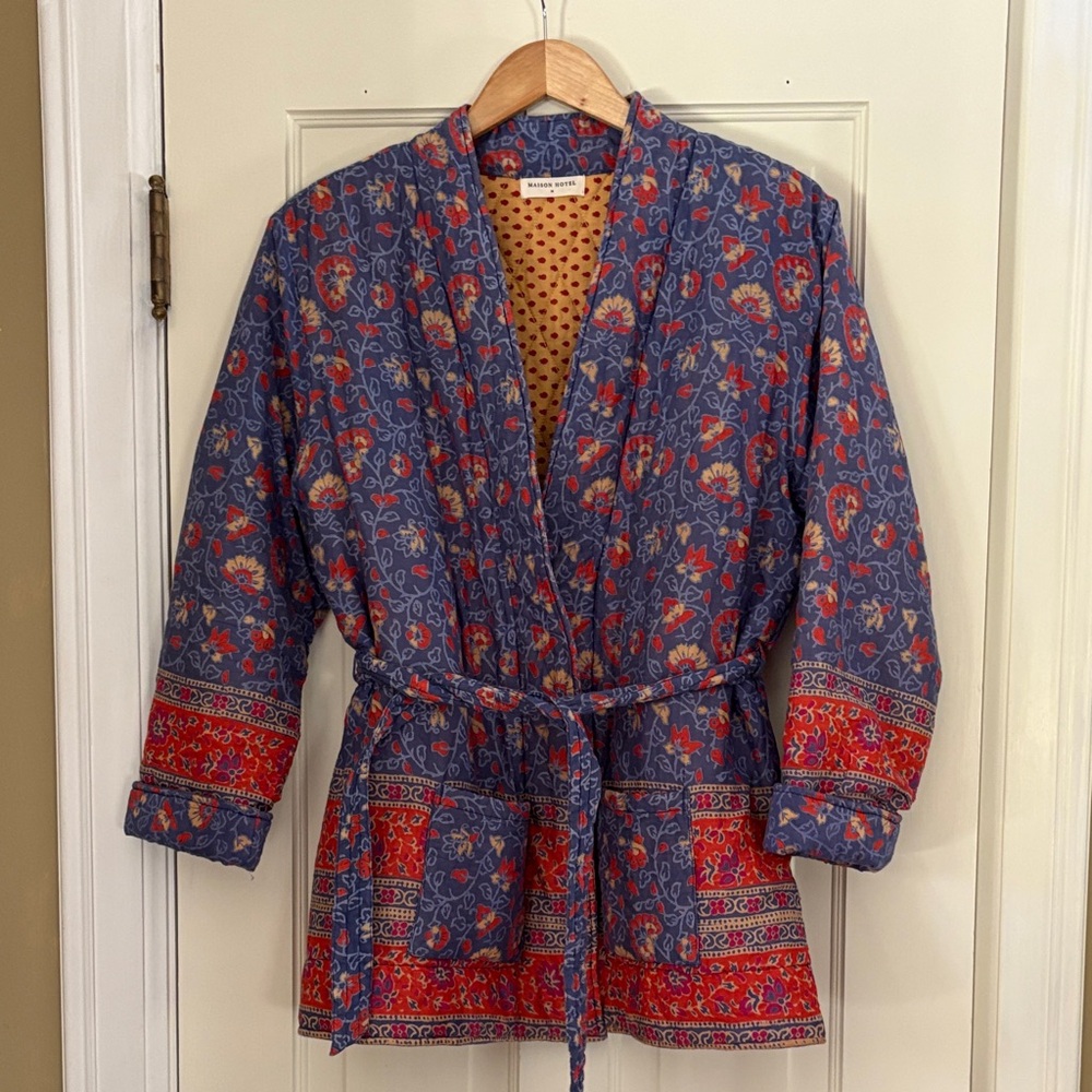 Maison Hotel Quilted Smoking Jacket Sz M